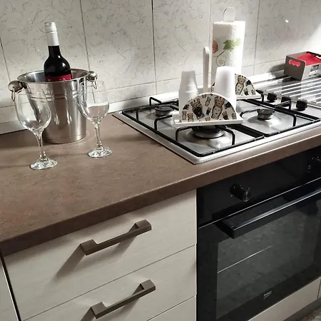 Simply * كاتانيا