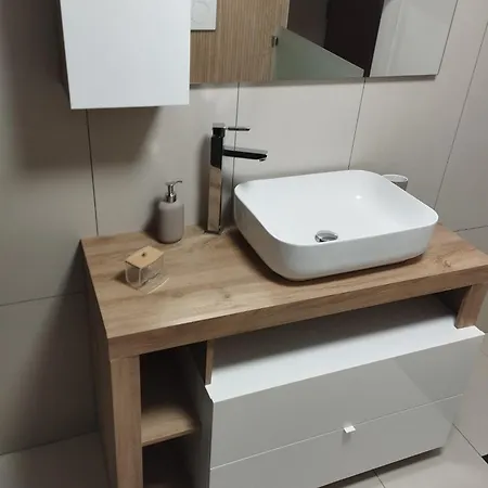 Simply * كاتانيا