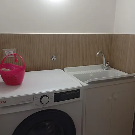 Simply * كاتانيا